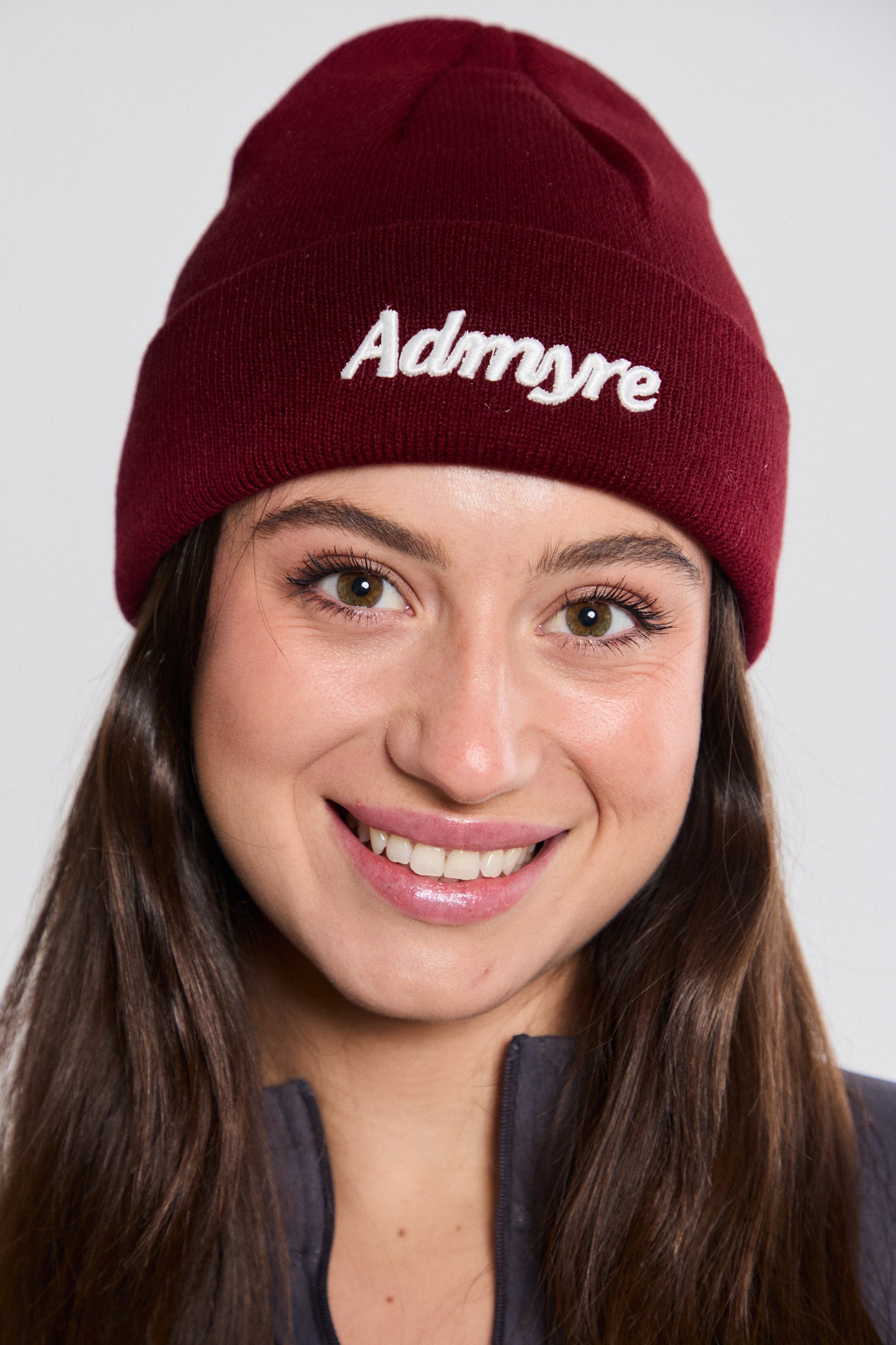 🎁 Gorro Burdeos (REGALO)