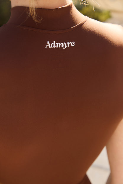 One Bodysuit Marrón