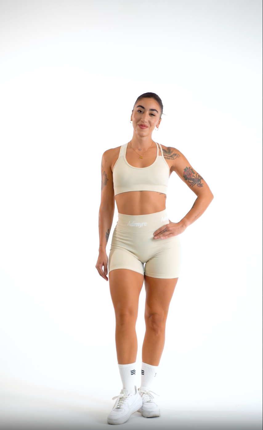 Sujetador deportivo Lush Bra Admyre Coral: estilo y funcionalidad en un solo diseño, ideal para mujeres activas que buscan comodidad durante el ejercicio