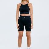 Fiertes Top de Admyre en mallow: un top moderno y cómodo, perfecto para tus Fiertes Top de Admyre en Negro: un top moderno y cómodo, perfecto para tus entrenamientos o un look casual. Combínalo con tus leggings favoritosentrenamientos o un look casual. Combínalo con tus leggings favoritos