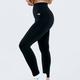 Leggings deportivos Admyre para mujeres, ideales para entrenar o yoga, combinando estilo y confort en ropa deportiva femenina